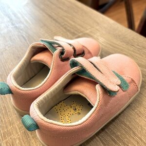 NWOT Ten Little Toddler Size 8.5 Canvas Sneakers